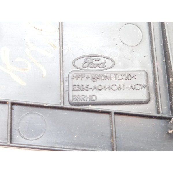 Acabamento Lateral Esquerdo Ford Ka Fsl 1.0 2020