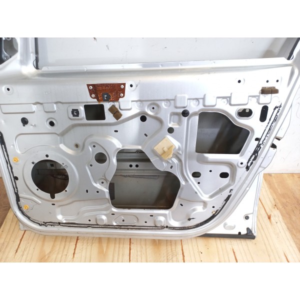 Porta Dianteira Direita Renault Duster 2.0 2014