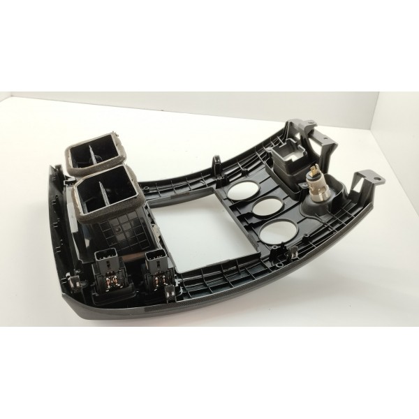 Moldura Instrumental Botão Alerta Hyundai Tucson Gl 2.0 2010