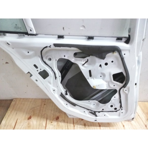 Porta Traseira Esquerda Bmw 118 120 130i Sport 2010 A 2015