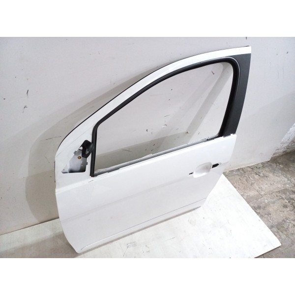 Porta Dianteira Esquerda Fiat Grand Siena Att 1.4 2013 Usado