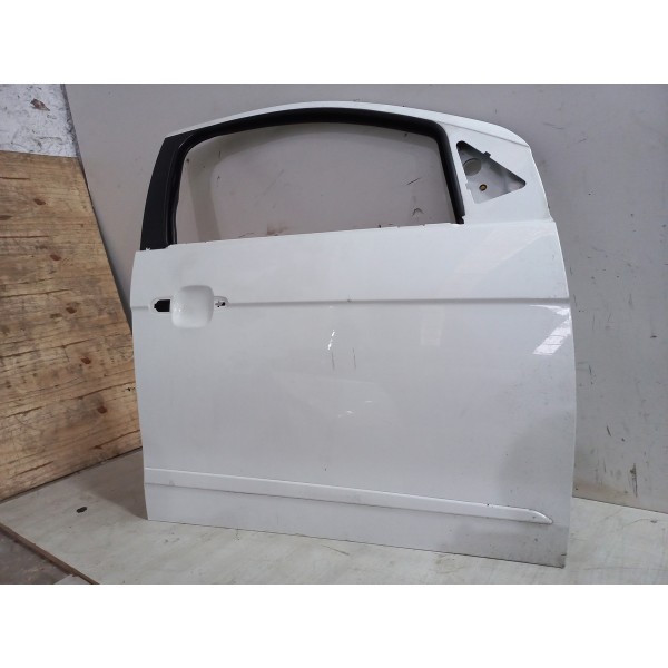 Porta Dianteira Direita Fiat Grand Siena Attr 1.4 2013 Usado