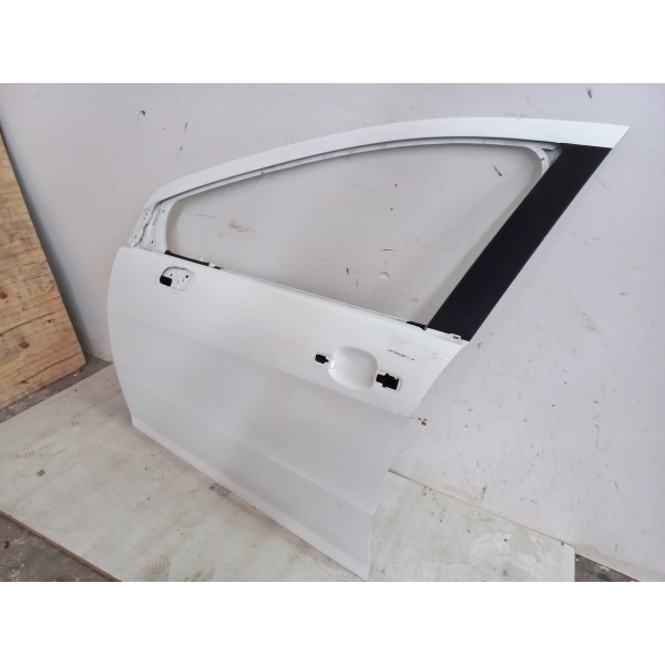 Porta Dianteira Esquerda Peugeot 308 Thp 2013 Usado