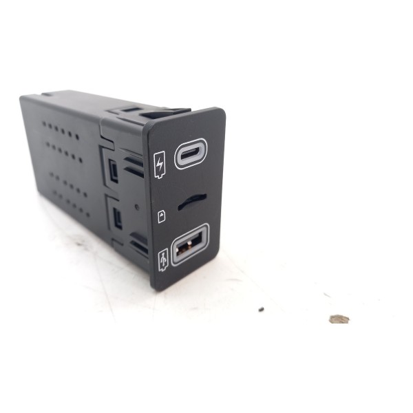 Entrada Usb Interface Byd Dolphin Gs 180ev 2024 Usado