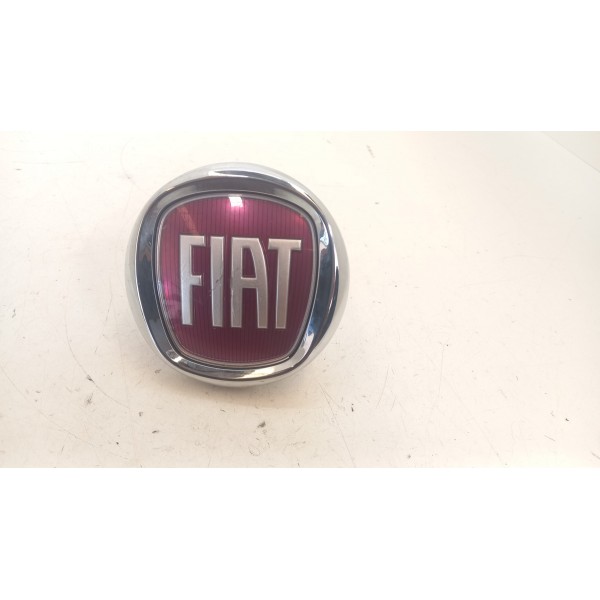 Emblema Fechadura Tampa Traseira Fiat Punto Bravo 2016 Usado